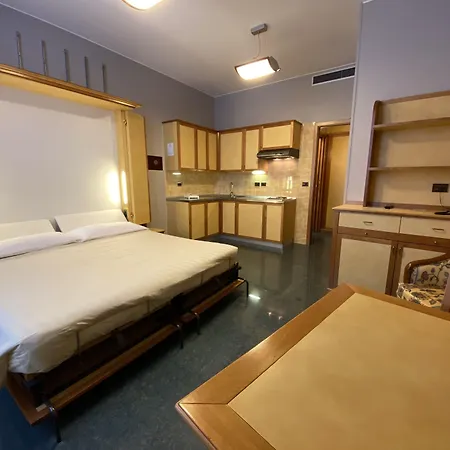 Le Petit Hotel-2